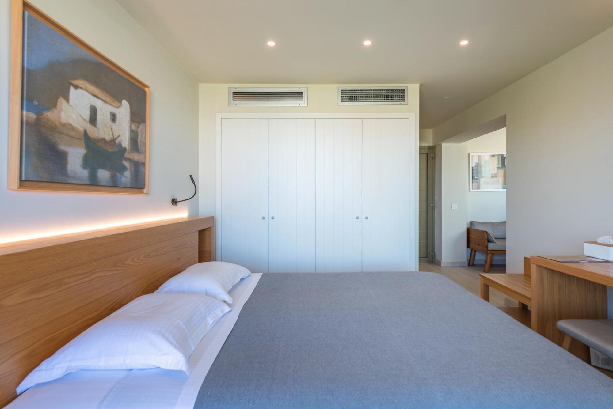 Thalassa Hotel Almiros Beach
