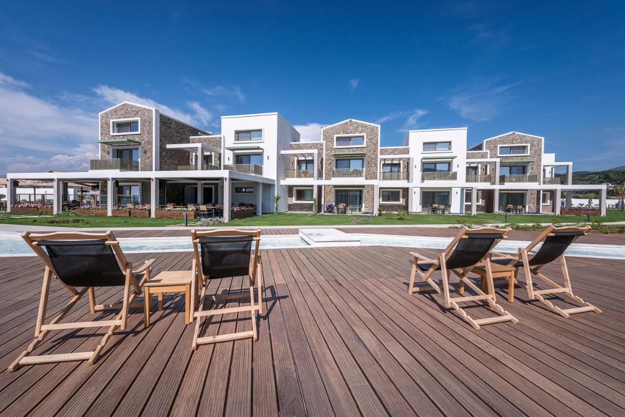 Thalassa 2*