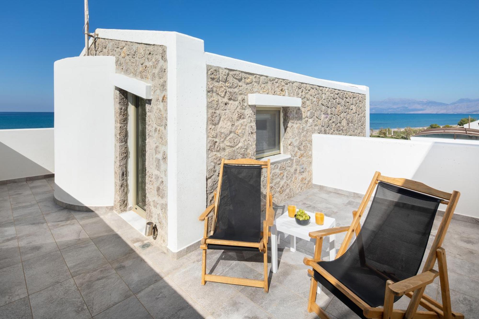 Hotel Thalassa Almiros Beach