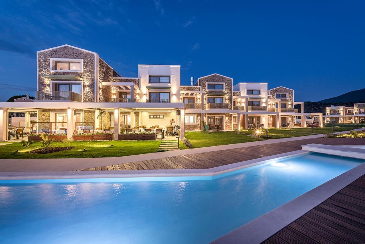 Thalassa 2*